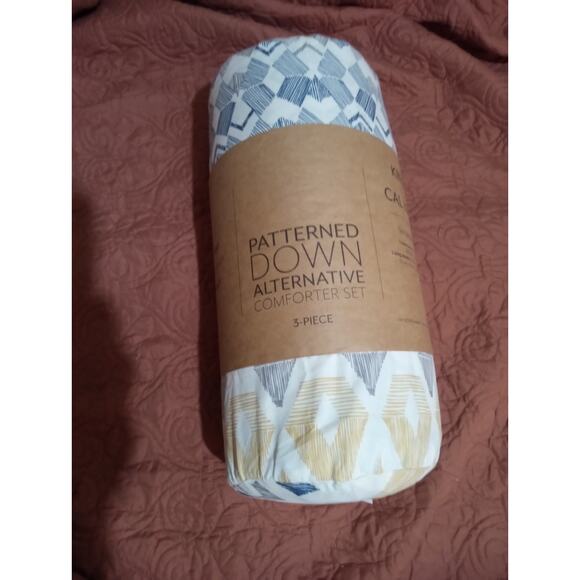 J C Penny Ienjoy Casual Comfort Mayan Midweight Down Warm & Cozy Comforter Set - Picture 8 of 10